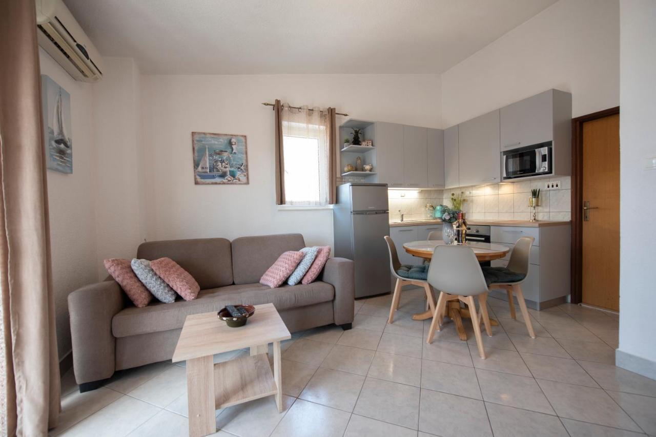 פודסטראנה Apartments Bevanda מראה חיצוני תמונה
