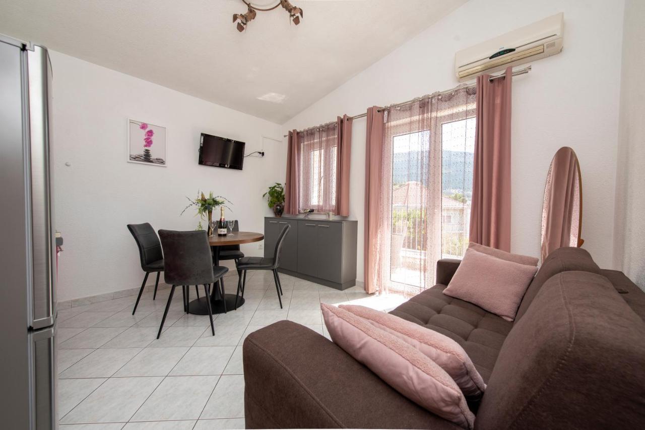 פודסטראנה Apartments Bevanda מראה חיצוני תמונה