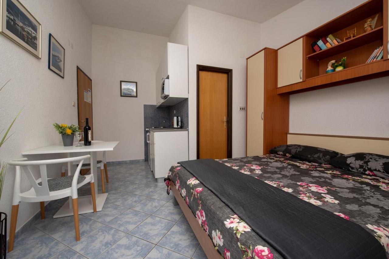 פודסטראנה Apartments Bevanda מראה חיצוני תמונה