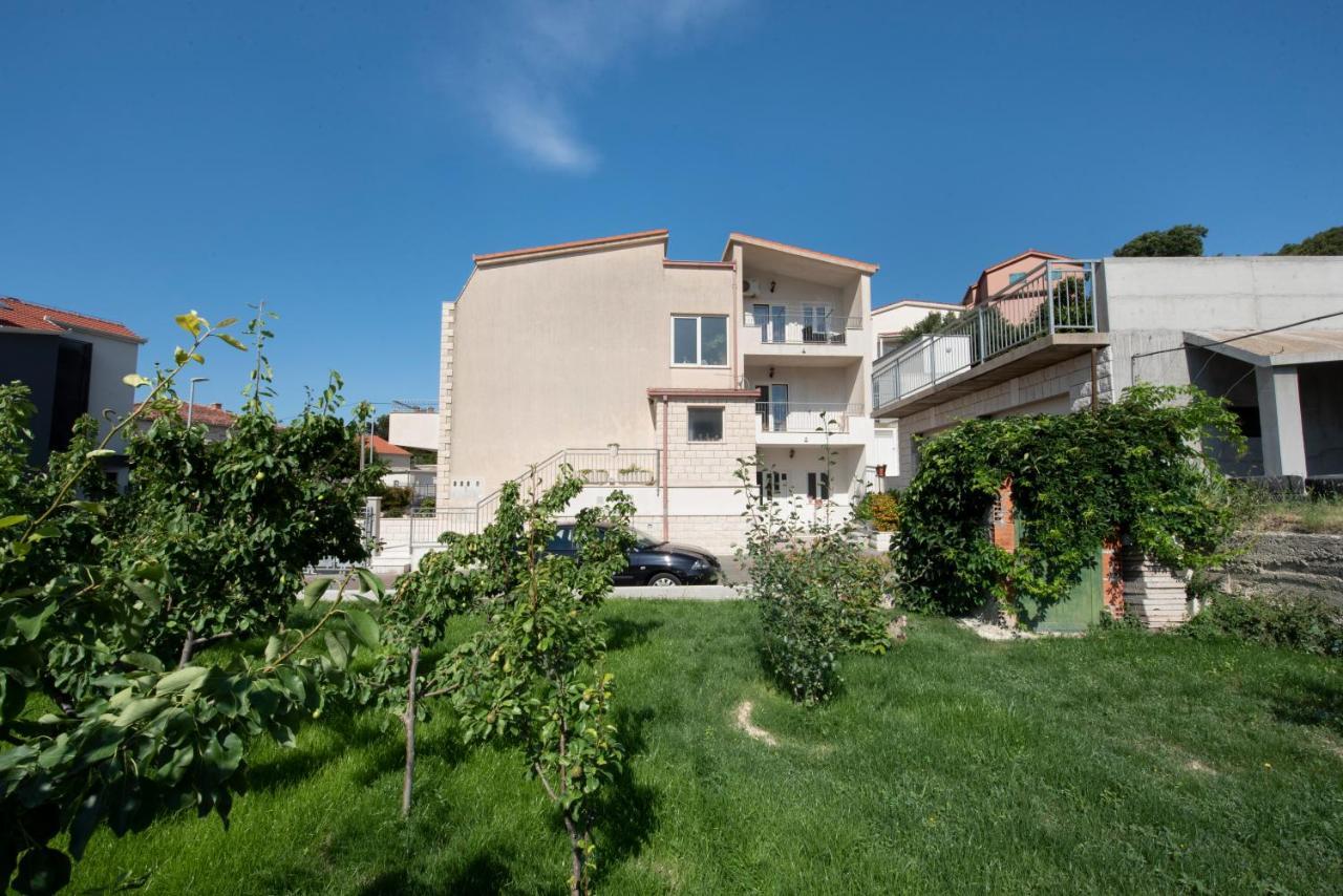 פודסטראנה Apartments Bevanda מראה חיצוני תמונה