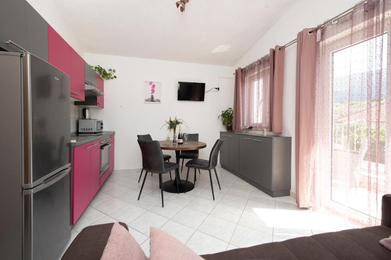 פודסטראנה Apartments Bevanda מראה חיצוני תמונה