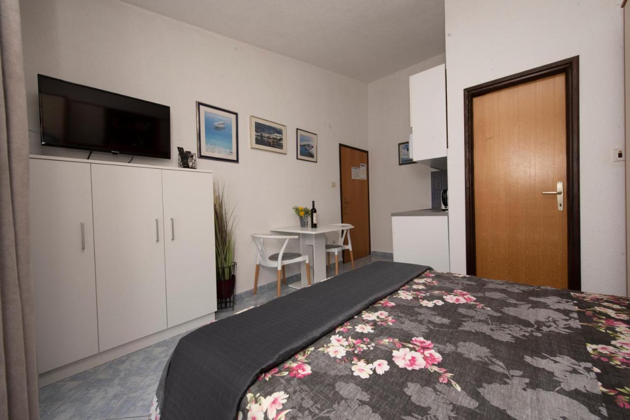 פודסטראנה Apartments Bevanda מראה חיצוני תמונה