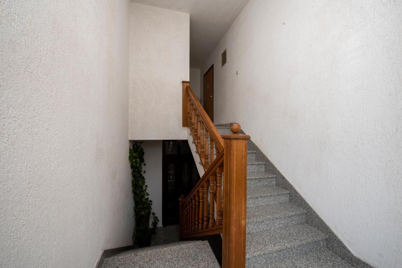 פודסטראנה Apartments Bevanda מראה חיצוני תמונה